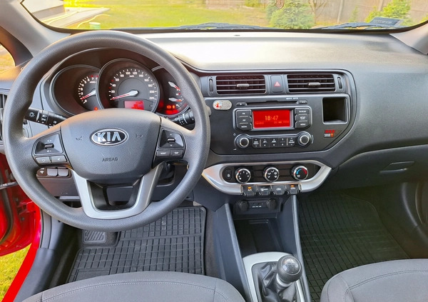 Kia Rio cena 34800 przebieg: 105000, rok produkcji 2014 z Skierniewice małe 466